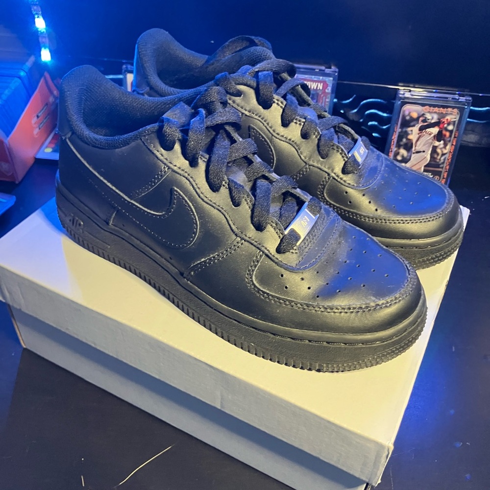 Nike Air Force 1 Kids Black Leather Sneakers